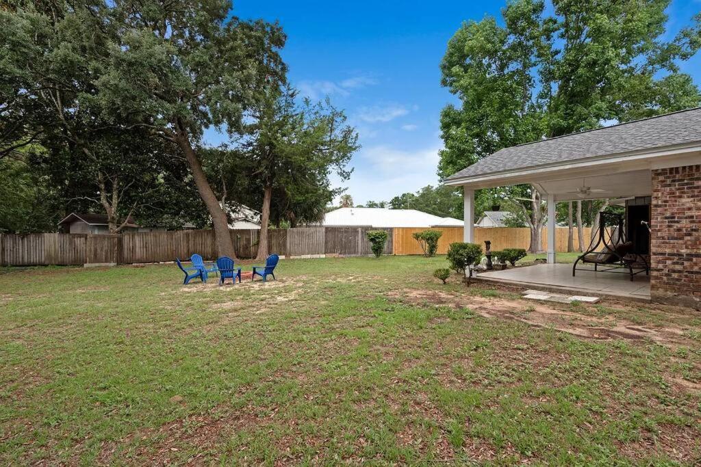Quiet Relaxing Home - Close To Downtown & Beach 4Br-2Bt เพนซาโคลา ภายนอก รูปภาพ